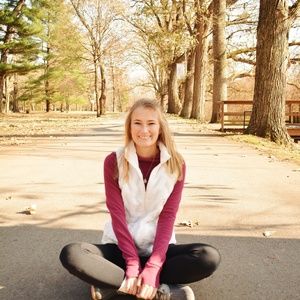 Meet your Posher, Julianna